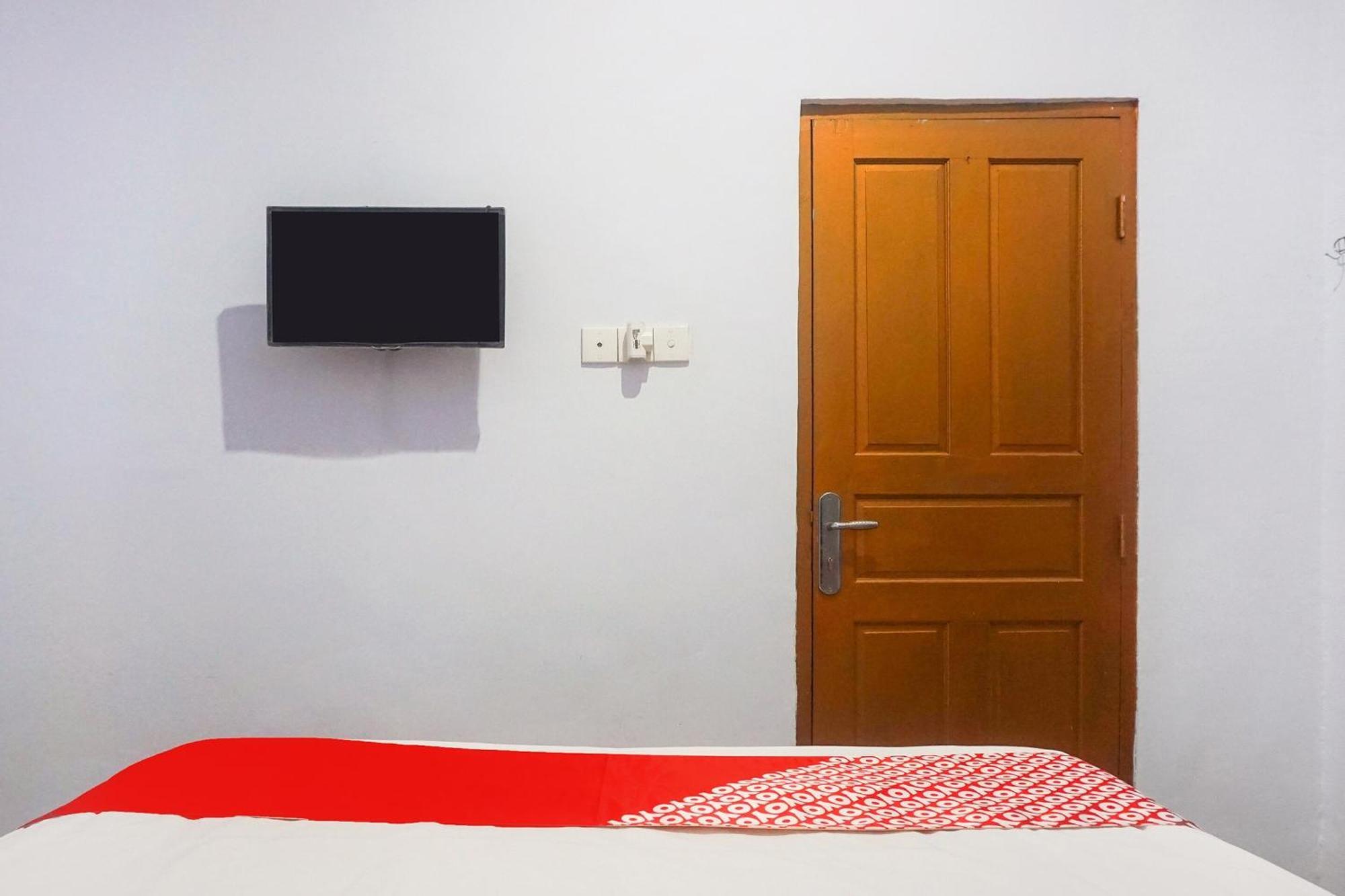 OYO 91759 Pondok Hikmah Makassar Bagian luar foto