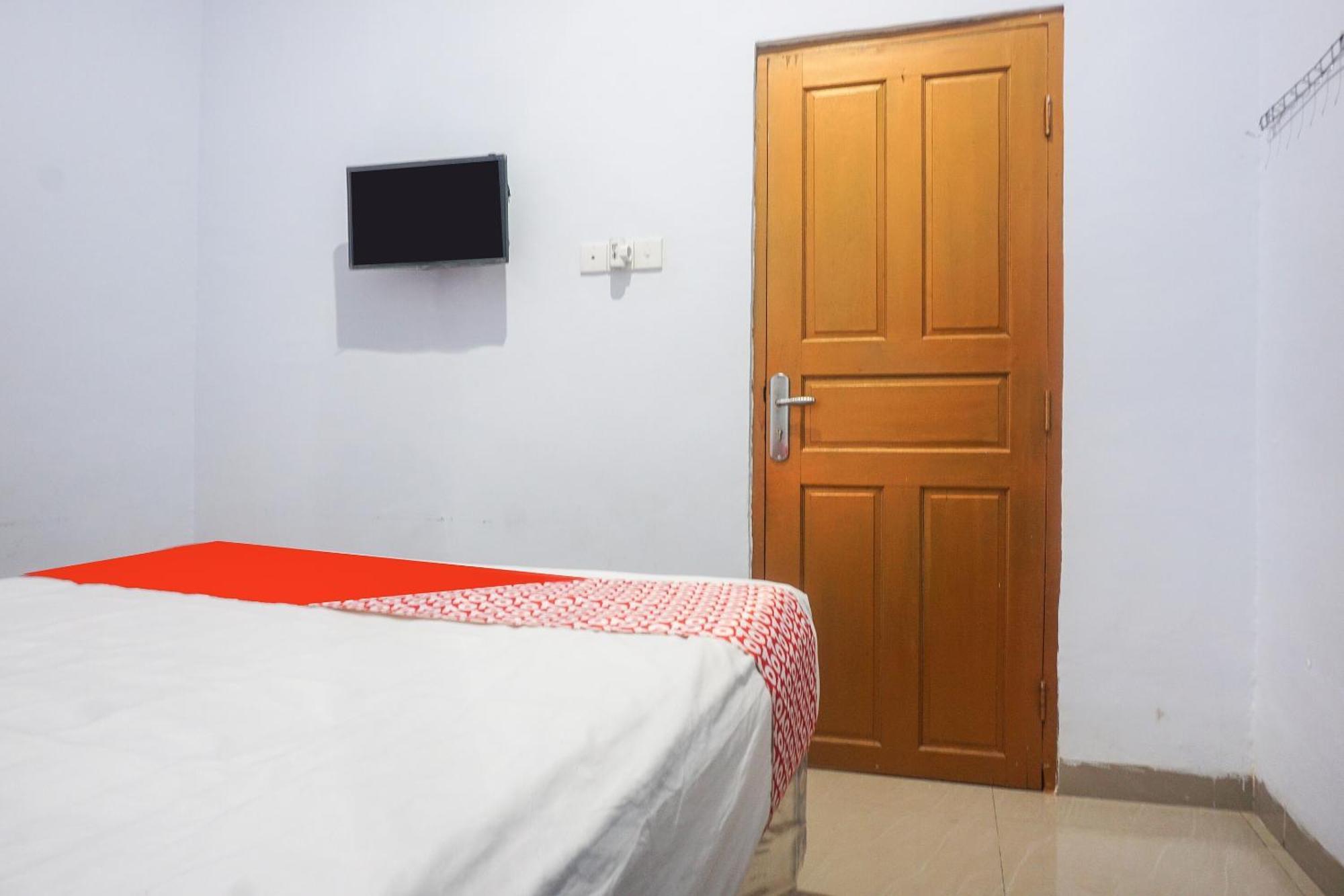 OYO 91759 Pondok Hikmah Makassar Bagian luar foto